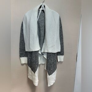 Banana Republic Open Drape Cardigan Size Small Like New Black White Sweater